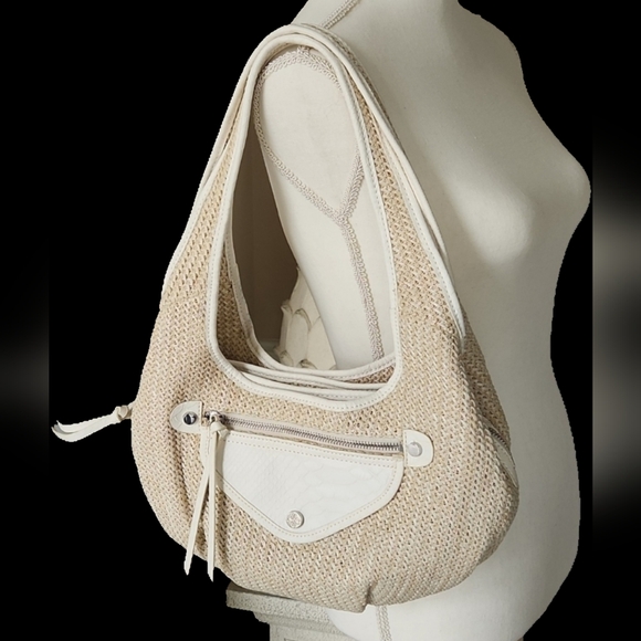 Simply Vera by Vera Wang straw Woven hobo shoulder bag tan color - Picture 1 of 12